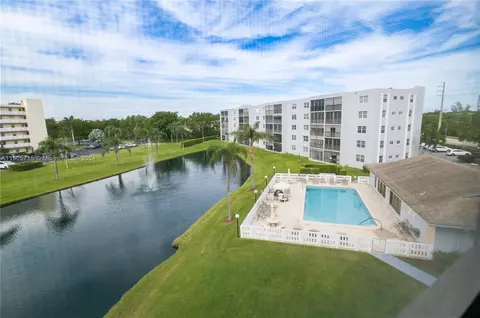 190 SE 5th Ave #407, Dania Beach, FL 33004
