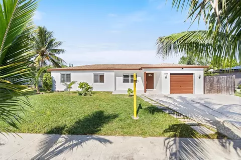 11126 Delta Cir, Boca Raton, FL 33428