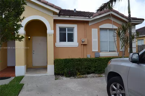 64 SW 15th Ter #64, Homestead, FL 33030