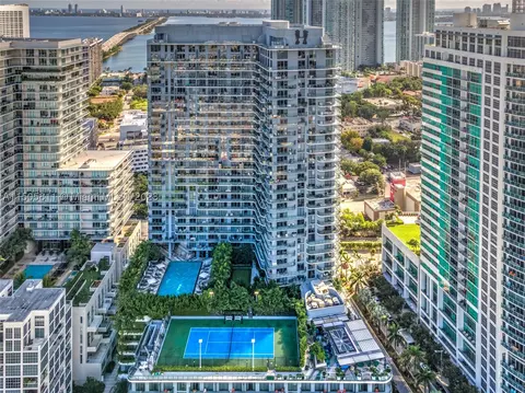121 NE 34th St #2915, Miami, FL 33137
