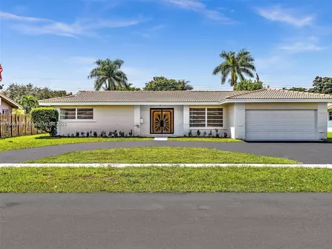 7240 NW 10th Pl, Plantation, FL 33313