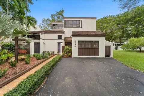 8636 SW 94th St, Miami, FL 33156