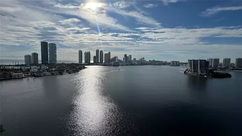 3600 Mystic Pointe Dr #PH1, Aventura, FL 33180