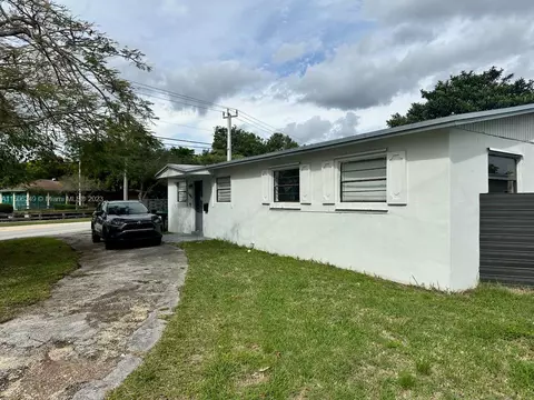 11885 SW 184th St, Miami, FL 33177