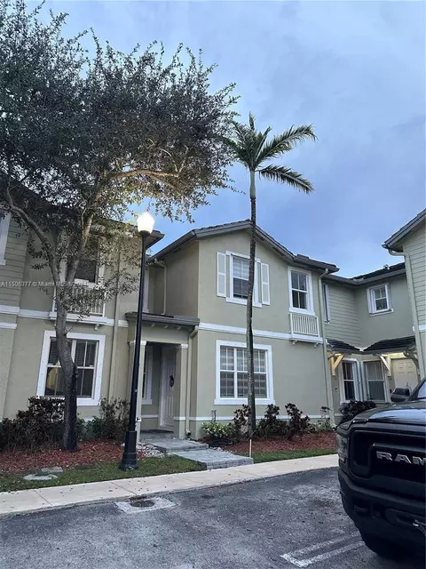 2932 SE 2nd Dr #2, Homestead, FL 33033