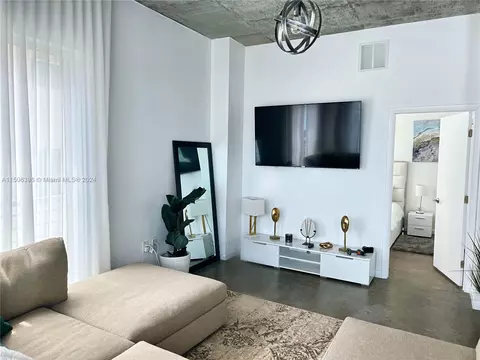 133 NE 2nd Ave #1712, Miami, FL 33132