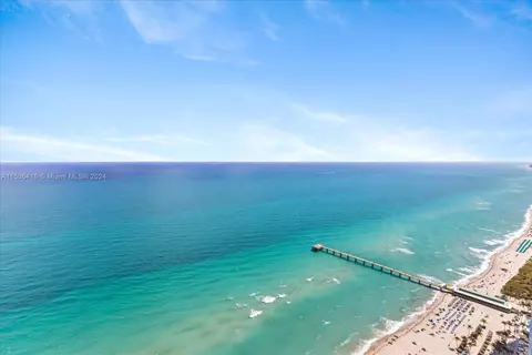 16901 Collins Ave #4605, Sunny Isles Beach, FL 33160