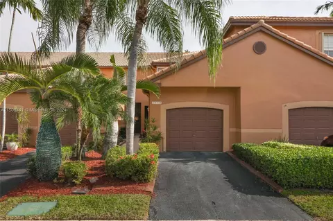 1558 Barcelona Way #5-19, Weston, FL 33327