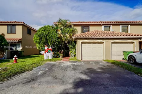 2531 W 60th Pl #101, Hialeah, FL 33016