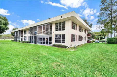 3200 N Course Ln #116, Pompano Beach, FL 33069