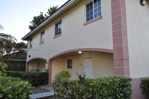 6767 NW 182nd St #103, Hialeah, FL 33015