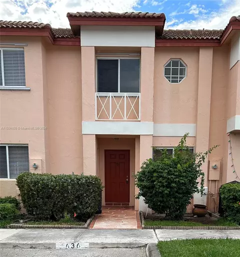 626 NW 208th Way, Pembroke Pines, FL 33029