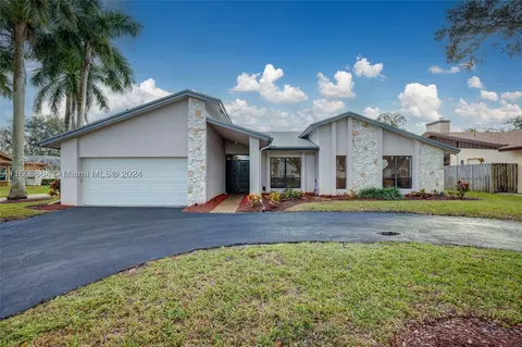 11700 S Island Rd, Hollywood, FL 33026