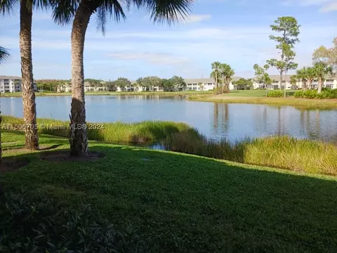 8075 Queen Palm #511, Fort Myers, FL 33966