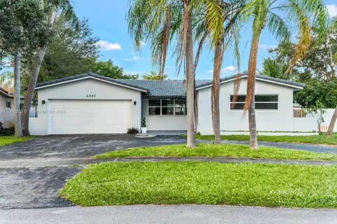 5307 Cleveland St, Hollywood, FL 33021
