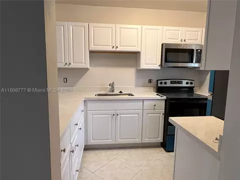 5800 Margate Blvd #322-3, Margate, FL 33063