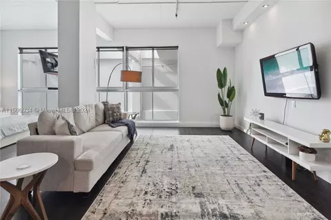 1560 Lenox Ave #206, Miami Beach, FL 33139