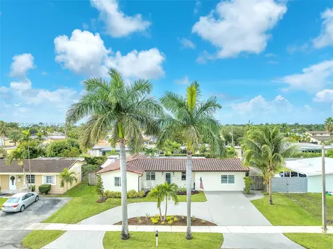 View/Area - 18100 NW 83rd Ave, Hialeah, FL 33015 photo 1 of 2