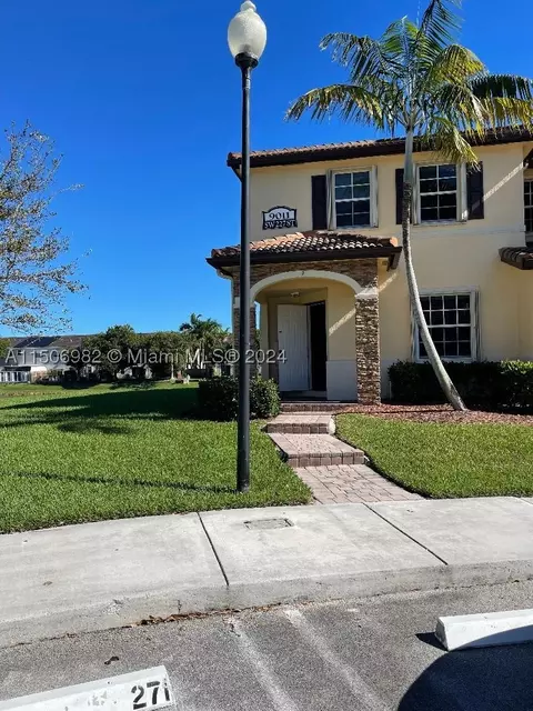 9011 SW 227th St #9, Cutler Bay, FL 33190