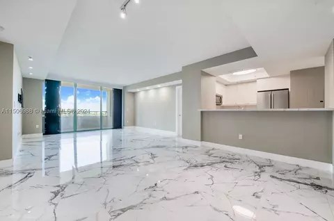 3400 SW 27th Ave #605, Coconut Grove, FL 33133