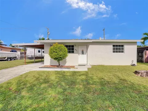 8001 NW 170th St, Hialeah, FL 33015
