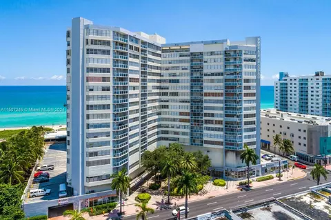 7135 Collins Ave #1726, Miami Beach, FL 33141