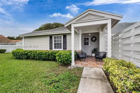 13785 SW 147th Cir Ln #1-14, Miami, FL 33186