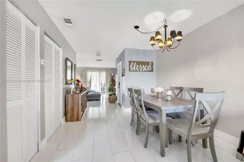 601 E 1st Ave #201, Hialeah, FL 33010 photo 8