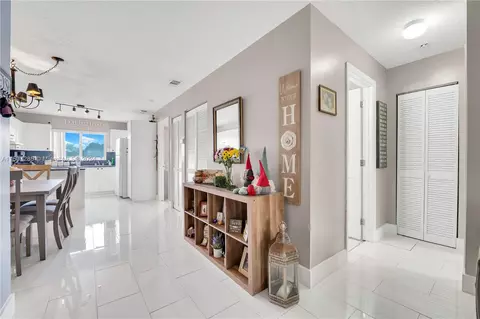 601 E 1st Ave #201, Hialeah, FL 33010 photo 3