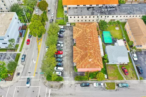 601 E 1st Ave #201, Hialeah, FL 33010 photo 21