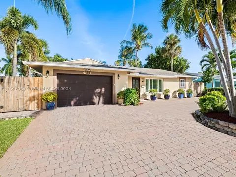4810 NE 13th Ave, Oakland Park, FL 33334