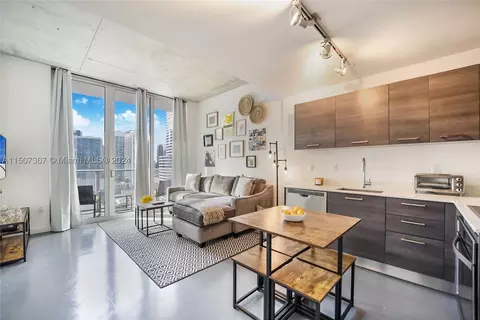 151 SE 1st St #2109, Miami, FL 33131