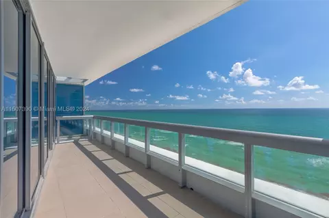 6899 Collins Ave #1206, Miami Beach, FL 33141