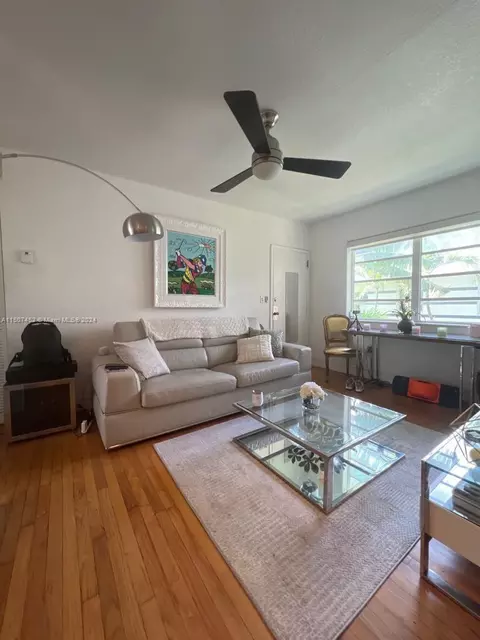 901 Euclid Ave #4, Miami Beach, FL 33139