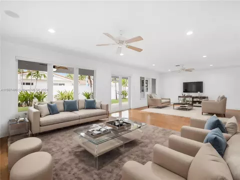 2137 Imperial Point Dr, Fort Lauderdale, FL 33308