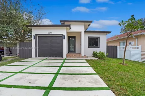2210 Farragut St, Hollywood, FL 33020