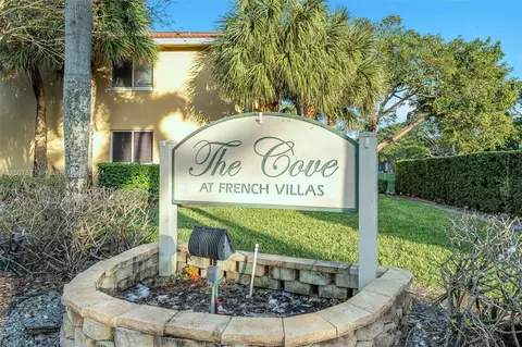 7900 NW 6th St #204, Pembroke Pines, FL 33024