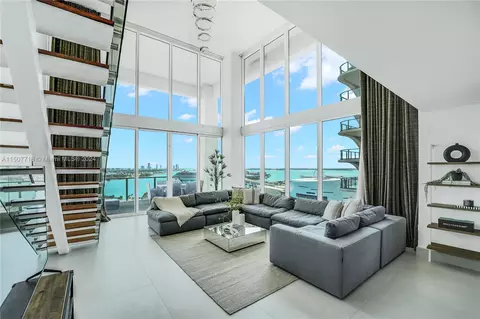 1040 Biscayne Blvd #1901, Miami, FL 33132
