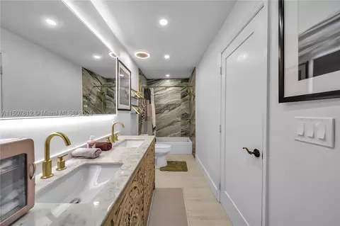 934 Michigan Ave #203 & 204, Miami Beach, FL 33139