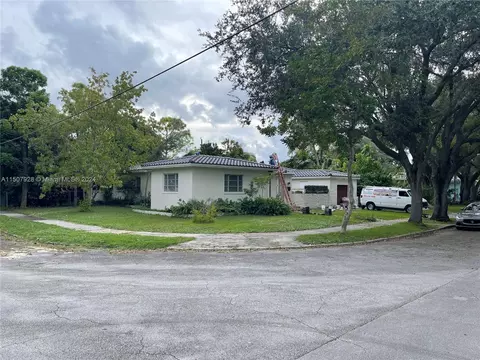 102 NW 105th St, Miami Shores, FL 33150