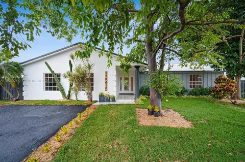 13215 SW 265th Ter, Homestead, FL 33032
