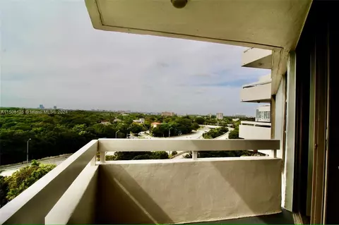 Exterior - 2501 Brickell Ave #1008, Miami, FL 33129 photo 2 of 7