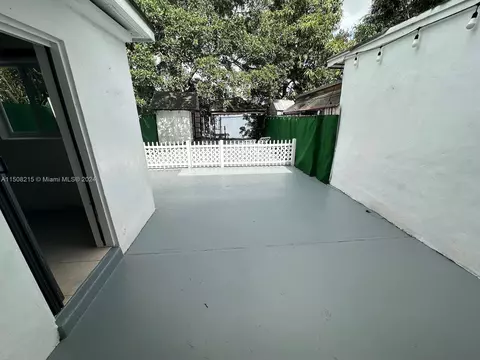 Other - 1705 W 68th St, Hialeah, FL 33014 photo 12 of 20