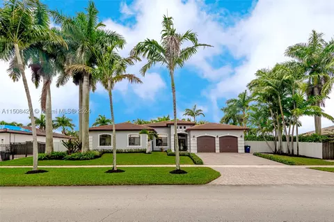 20490 SW 132nd Ave, Miami, FL 33177