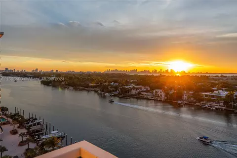 5700 Collins Ave #11G, Miami Beach, FL 33140