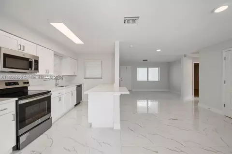 3415 Windsor Ave, West Palm Beach, FL 33407