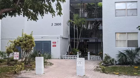 2800 Somerset Dr #416J, Lauderdale Lakes, FL 33311
