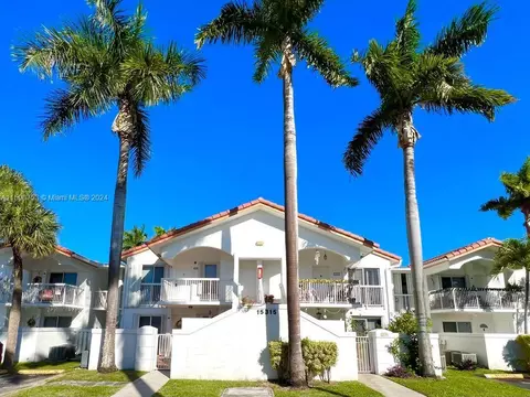 15315 SW 76th Ter #202, Miami, FL 33193