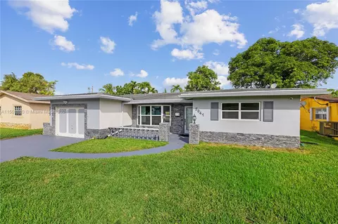 5641 NW 11th St, Lauderhill, FL 33313