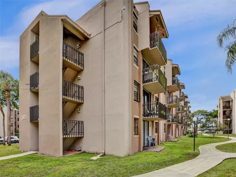 3601 SW 117th Ave #9-203, Miami, FL 33175